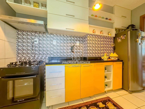 Imagem Apartamento com 2 Quartos à Venda, 49 m² em Araras - Teresópolis