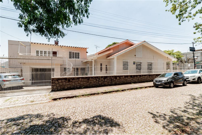 Foto do imóvel Casa com 3 Quartos à Venda,  em Vila Ipiranga - Porto Alegre
