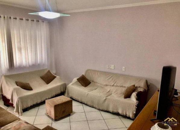 Imagem Casa com 2 Quartos à Venda, 199 m² em Vila Maringá - Jundiaí Imagem Casa com 2 Quartos à Venda, 199 m² em Vila Maringá - Jundiaí