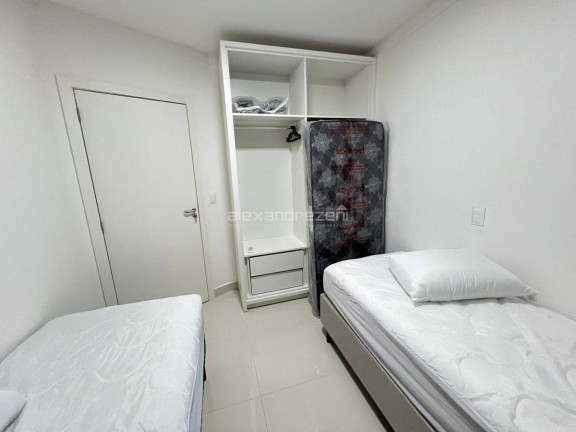Imagem Apartamento com 3 Quartos para Temporada, 94 m² em Bombas - Bombinhas Imagem Apartamento com 3 Quartos para Temporada, 94 m² em Bombas - Bombinhas