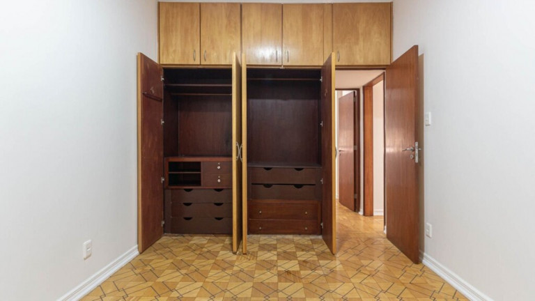 Imagem Imóvel com 3 Quartos à Venda, 99 m² em Flamengo - Rio De Janeiro Imagem Imóvel com 3 Quartos à Venda, 99 m² em Flamengo - Rio De Janeiro