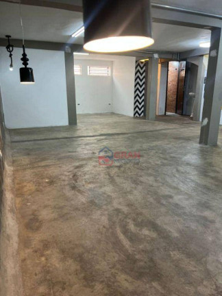 Imagem Casa com 4 Quartos para Alugar, 190 m² em Tarumã - Curitiba Imagem Casa com 4 Quartos para Alugar, 190 m² em Tarumã - Curitiba
