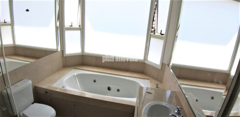 Imagem Apartamento com 4 Quartos à Venda, 261 m² em Panamby - São Paulo Imagem Apartamento com 4 Quartos à Venda, 261 m² em Panamby - São Paulo