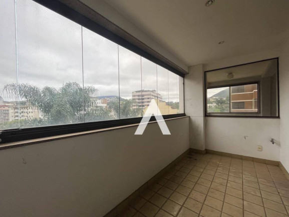 Imagem Apartamento com 5 Quartos à Venda, 256 m² em Agriões - Teresópolis