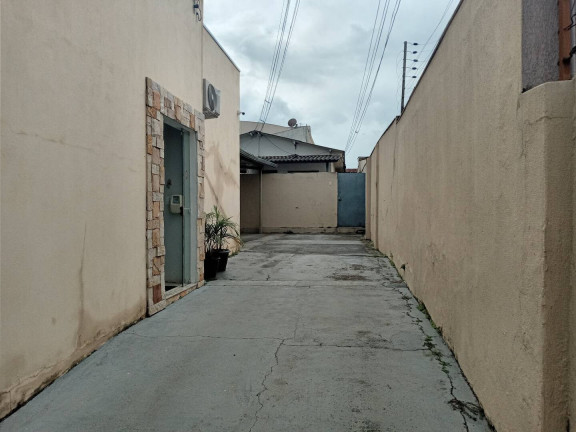 Imagem Casa com 2 Quartos à Venda, 383 m² em Centro - Anápolis