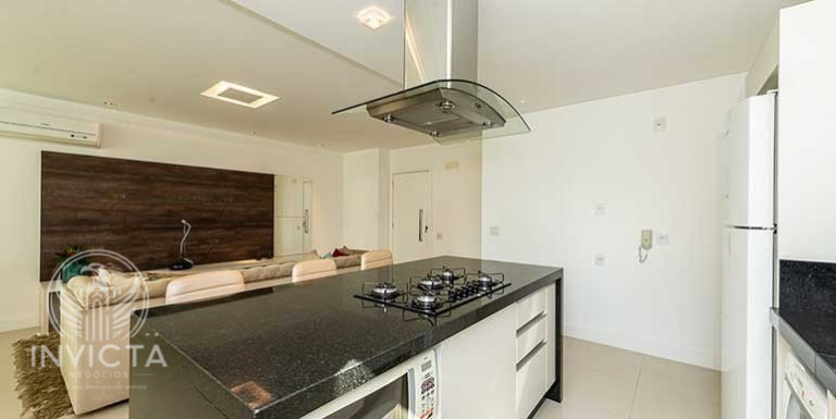 Imagem Apartamento com 3 Quartos à Venda, 130 m² em Centro - Balneário Camboriú Imagem Apartamento com 3 Quartos à Venda, 130 m² em Centro - Balneário Camboriú