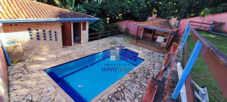 Imagem Sobrado com 5 Quartos à Venda, 360 m² em São Fernando Residência - Barueri Imagem Sobrado com 5 Quartos à Venda, 360 m² em São Fernando Residência - Barueri