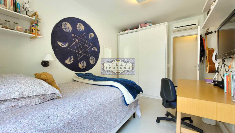 Imagem Apartamento com 3 Quartos à Venda, 130 m² em Lagoa - Rio De Janeiro Imagem Apartamento com 3 Quartos à Venda, 130 m² em Lagoa - Rio De Janeiro