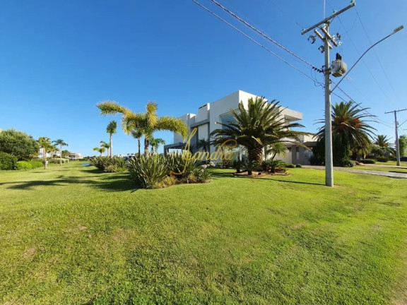 Imagem Casa de Condomínio com 5 Quartos à Venda, 370 m² em Centro - Xangri-la