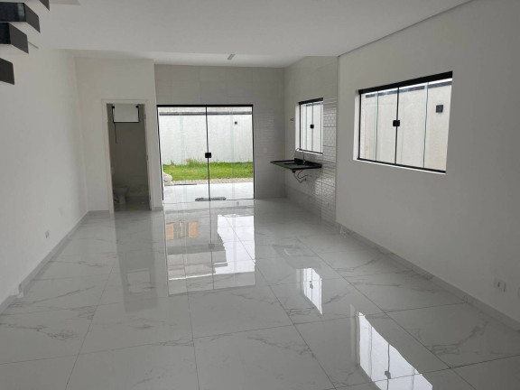 Imagem Casa com 3 Quartos à Venda, 110 m² em Chácara Jaguari (fazendinha) - Santana De Parnaíba Imagem Casa com 3 Quartos à Venda, 110 m² em Chácara Jaguari (fazendinha) - Santana De Parnaíba