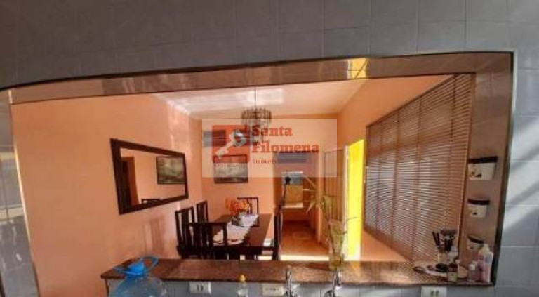 Imagem Sobrado com 3 Quartos à Venda, 314 m² em Vila Curuçá - Santo André