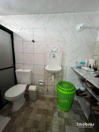 Imagem Casa com 5 Quartos à Venda, 230 m² em Guararapes - Fortaleza Imagem Casa com 5 Quartos à Venda, 230 m² em Guararapes - Fortaleza