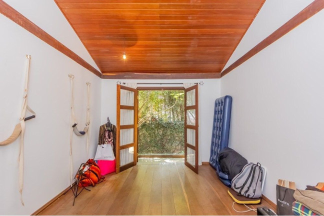Imagem Casa com 3 Quartos à Venda, 314 m² em Granja Viana - Cotia Imagem Casa com 3 Quartos à Venda, 314 m² em Granja Viana - Cotia