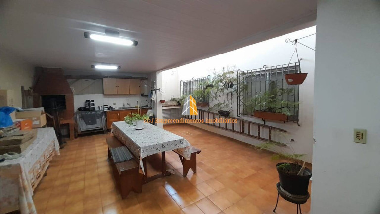 Imagem Sobrado com 3 Quartos à Venda, 236 m² em Vila São Francisco - São Paulo