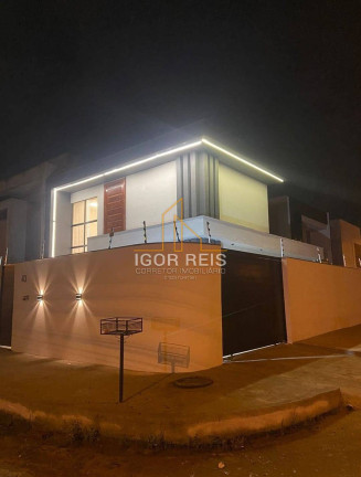 Casa com 3 Quartos à Venda,  em Jardim Botânico - Campos Dos Goytacazes