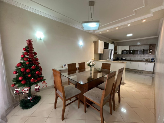 Imagem Casa com 3 Quartos à Venda, 152 m² em Jardim Imperial - Maringá