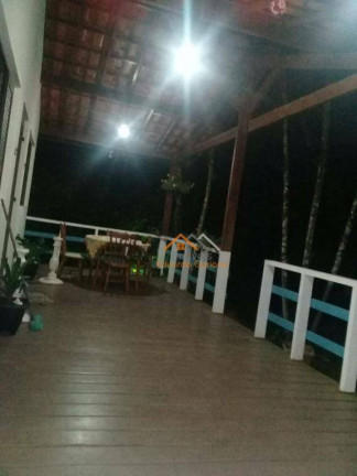 Imagem Chácara com 4 Quartos à Venda, 198 m² em Massaguaçu - Caraguatatuba