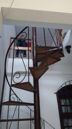 Imagem Casa com 7 Quartos à Venda, 240 m² em Saco Dos Limões - Florianópolis Imagem Casa com 7 Quartos à Venda, 240 m² em Saco Dos Limões - Florianópolis