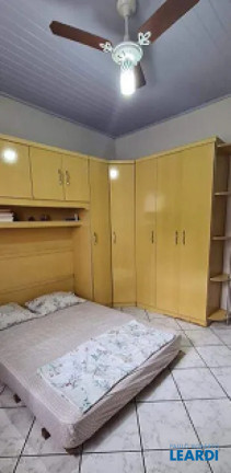 Imagem Casa com 3 Quartos à Venda, 141 m² em Santa Maria - Santo André