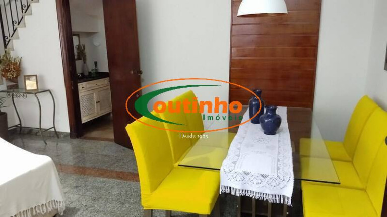 Imagem Casa com 4 Quartos à Venda, 247 m² em Andaraí - Rio De Janeiro Imagem Casa com 4 Quartos à Venda, 247 m² em Andaraí - Rio De Janeiro