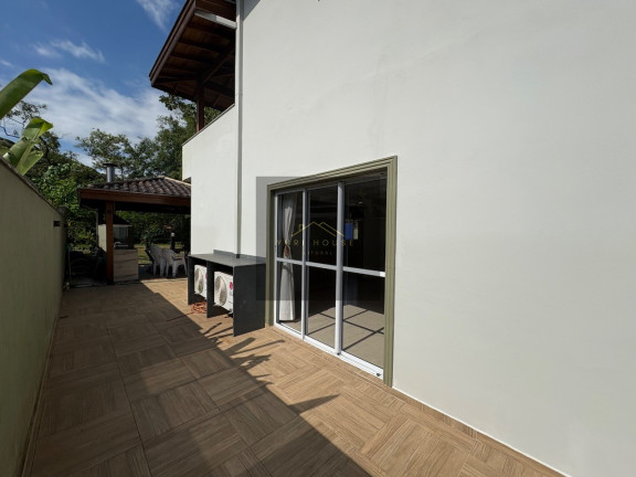 Imagem Casa com 6 Quartos à Venda, 300 m² em Lagoinha - Ubatuba Imagem Casa com 6 Quartos à Venda, 300 m² em Lagoinha - Ubatuba