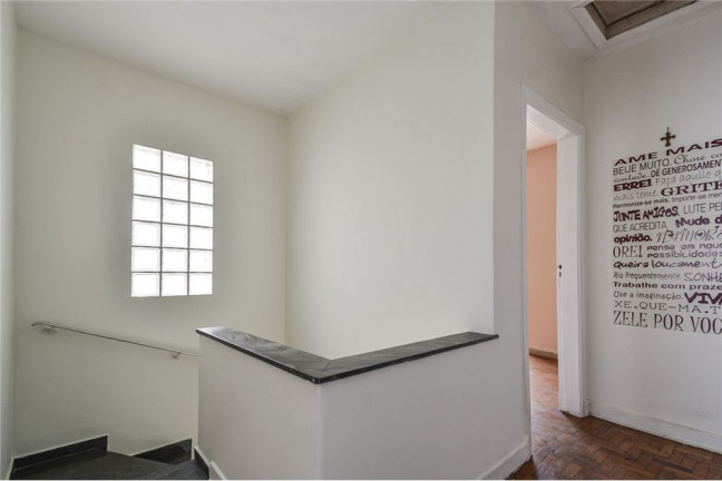 Imagem Casa com 3 Quartos à Venda, em Jabaquara - São Paulo Imagem Casa com 3 Quartos à Venda, em Jabaquara - São Paulo