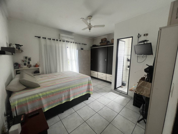 Imagem Casa com 4 Quartos à Venda, 210 m² em Sítio Do Campo - Praia Grande Imagem Casa com 4 Quartos à Venda, 210 m² em Sítio Do Campo - Praia Grande