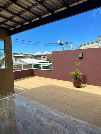 Casa com 4 Quartos à Venda, 210 m² em Camaçari