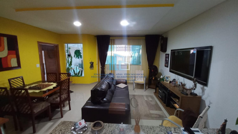 Imagem Casa com 3 Quartos à Venda, 140 m² em Caiçara - Praia Grande Imagem Casa com 3 Quartos à Venda, 140 m² em Caiçara - Praia Grande