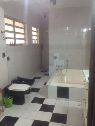 Imagem Casa com 4 Quartos à Venda, 240 m² em Vila Brasílio Machado - São Paulo