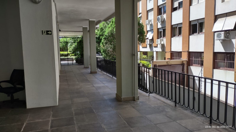 Imagem Imóvel com 3 Quartos à Venda, 104 m² em Petrópolis - Porto Alegre Imagem Imóvel com 3 Quartos à Venda, 104 m² em Petrópolis - Porto Alegre