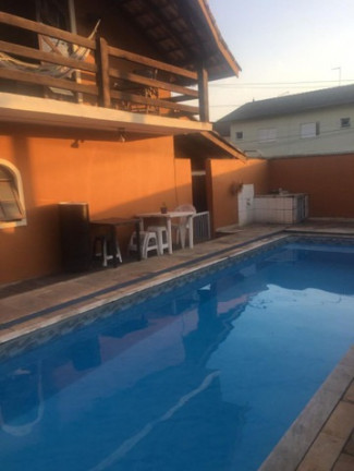 Imagem Imóvel com 2 Quartos à Venda, 180 m² em Jardim Brasil - Caraguatatuba