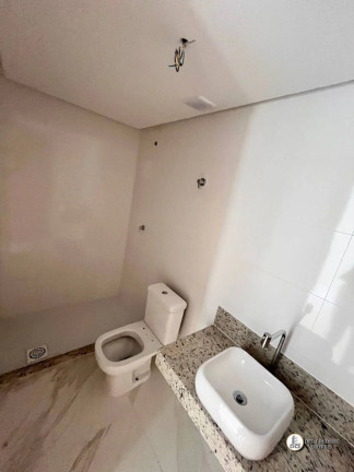 Imagem Apartamento com 2 Quartos à Venda, 144 m² em Centro - Guarapari