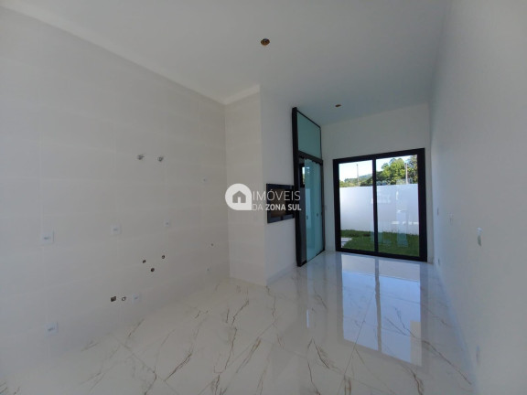 Imagem Casa com 3 Quartos à Venda, 100 m²