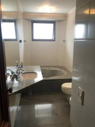 Imagem Imóvel com 3 Quartos à Venda, 242 m² em Campo Belo - São Paulo Imagem Imóvel com 3 Quartos à Venda, 242 m² em Campo Belo - São Paulo