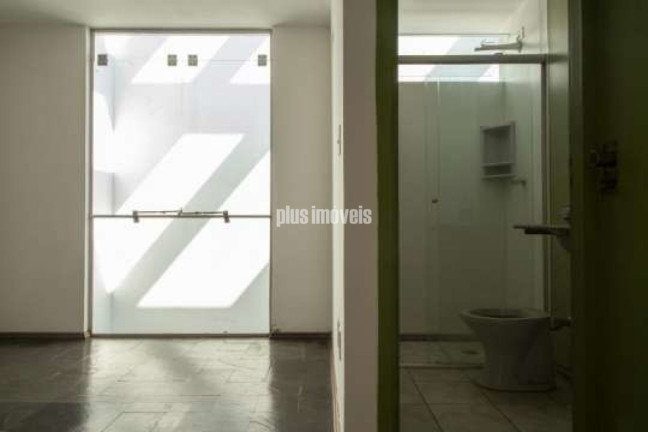 Imagem Casa com 4 Quartos à Venda, 200 m² em Moema - São Paulo Imagem Casa com 4 Quartos à Venda, 200 m² em Moema - São Paulo