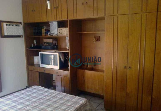 Imagem Casa com 6 Quartos à Venda, 380 m² em Piratininga - Niterói Imagem Casa com 6 Quartos à Venda, 380 m² em Piratininga - Niterói