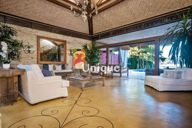 Imagem Casa com 5 Quartos à Venda, 650 m² em Ferradura - Armação Dos Búzios Imagem Casa com 5 Quartos à Venda, 650 m² em Ferradura - Armação Dos Búzios