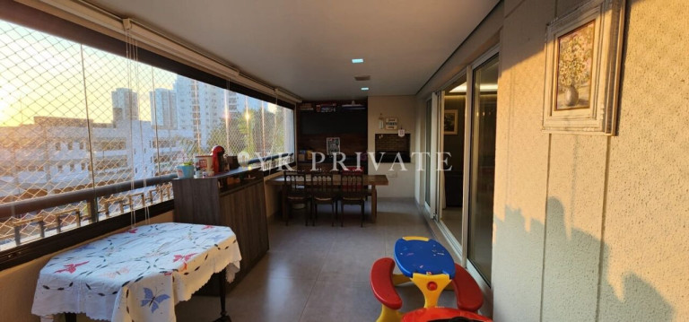 Imagem Apartamento com 3 Quartos à Venda, 160 m² em Barra Funda - São Paulo