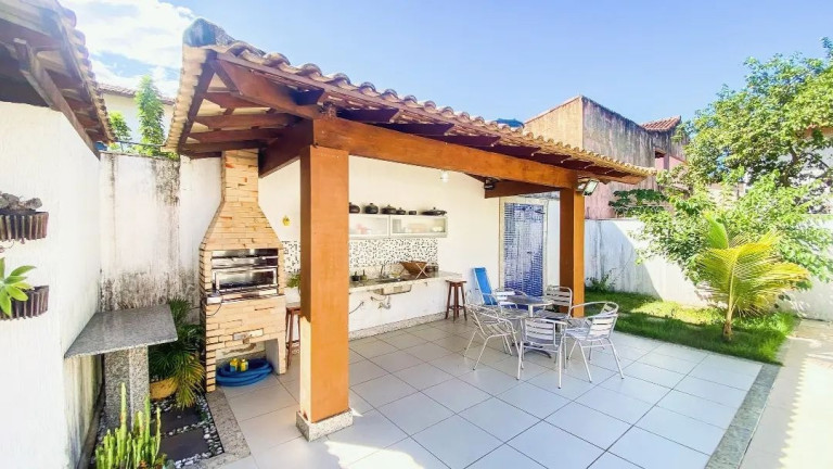 Imagem Casa com 4 Quartos à Venda, 230 m² em Praia Do Morro - Guarapari