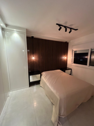 Imagem Apartamento com 1 Quarto à Venda, 51 m² em Petrópolis - Porto Alegre