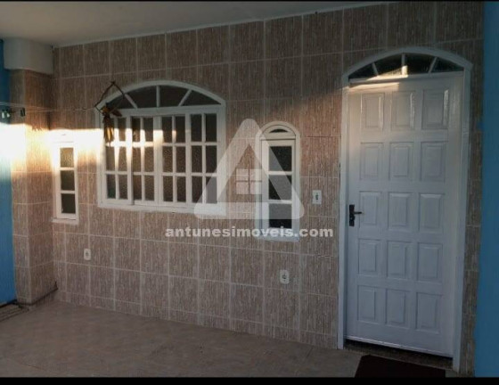 Imagem Casa com 2 Quartos à Venda, 110 m² em Cajueiro - Cabo Frio