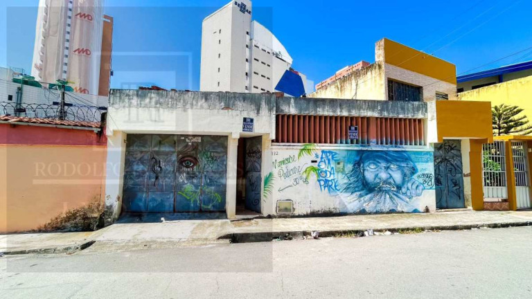 Casa com 3 Quartos à Venda, 220 m² em Praia De Iracema - Fortaleza