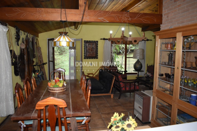 Imagem Casa com 2 Quartos à Venda, 112 m² em Região De Capivari - Campos Do Jordão Imagem Casa com 2 Quartos à Venda, 112 m² em Região De Capivari - Campos Do Jordão