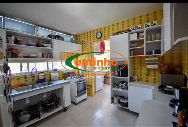 Imagem Apartamento com 4 Quartos à Venda, 167 m² em Tijuca - Rio De Janeiro Imagem Apartamento com 4 Quartos à Venda, 167 m² em Tijuca - Rio De Janeiro