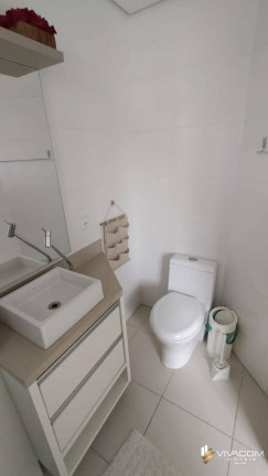 Imagem Apartamento com 2 Quartos à Venda, 69 m² em Canto - Florianópolis