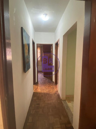 Imagem Casa com 4 Quartos à Venda, 295 m² em Lima Azevedo - Londrina