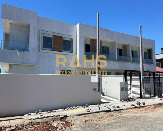 Casa com 2 Quartos à Venda, 68 m² em Aventureiro - Joinville