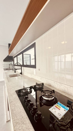 Imagem Casa com 3 Quartos à Venda, 300 m² em Roncáglia - Valinhos Imagem Casa com 3 Quartos à Venda, 300 m² em Roncáglia - Valinhos