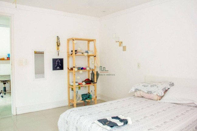 Imagem Casa com 4 Quartos à Venda, 255 m² em Itacoatiara - Niterói Imagem Casa com 4 Quartos à Venda, 255 m² em Itacoatiara - Niterói